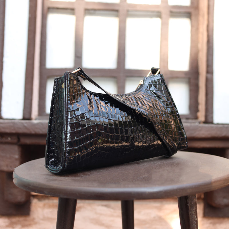 Croc Textured Shoulder-Black