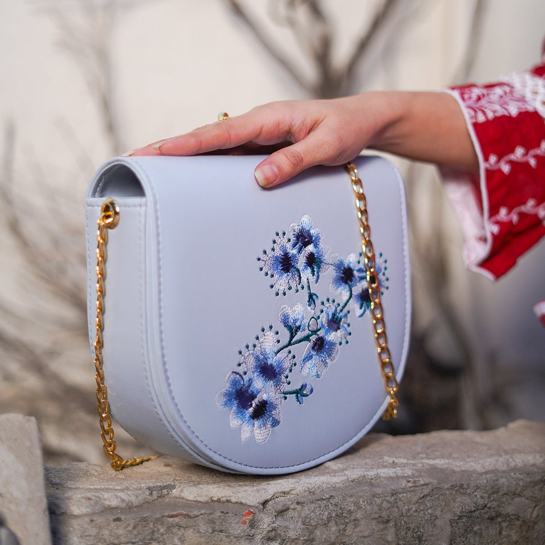 Coin Walle With Embroidery