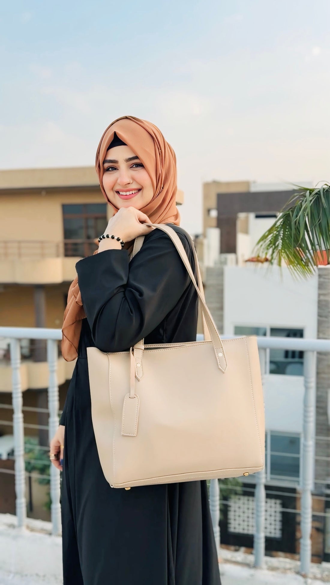 Everyday Tote-Beige
