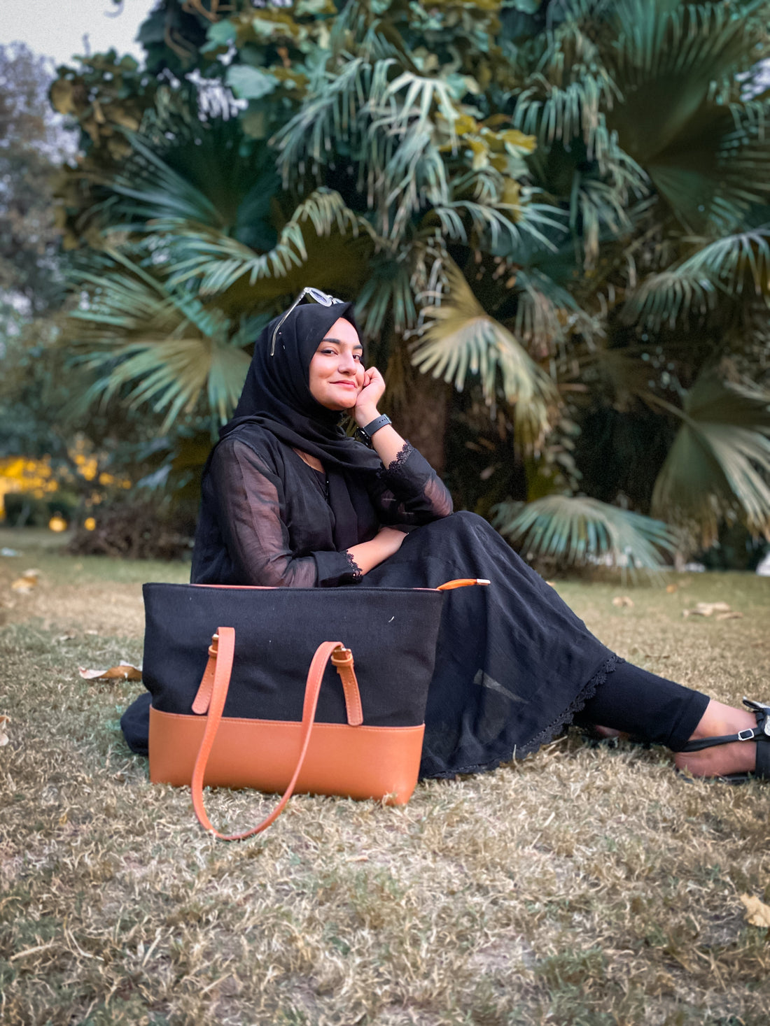 Jute Black Tote Bag